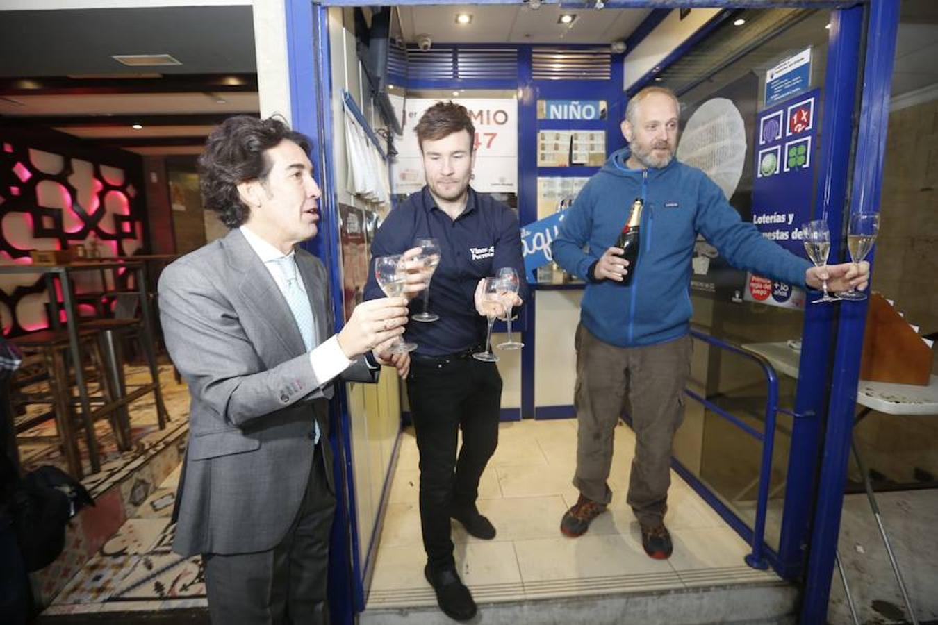 El primer premio se ha vendido en calle Ganivet, de la capital