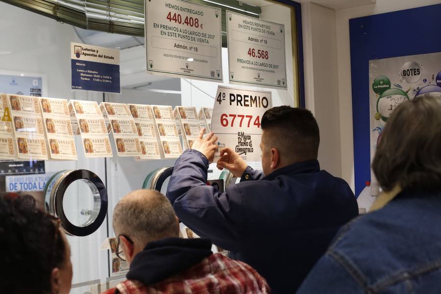 La administración de calle Arabial ha vendido dos décimos del cuarto premio