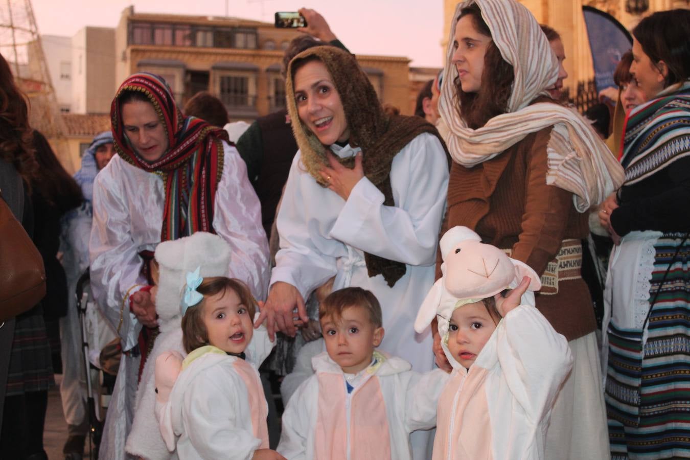 Cientos de personas participan en el Belén viviente de Jaén