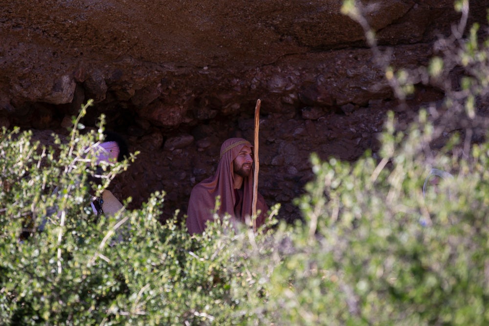 El anejo motrileño de Tablones ha vuelto a organizar su exitoso Belén Viviente, que el municipio 'utiliza' como reclamo turístico