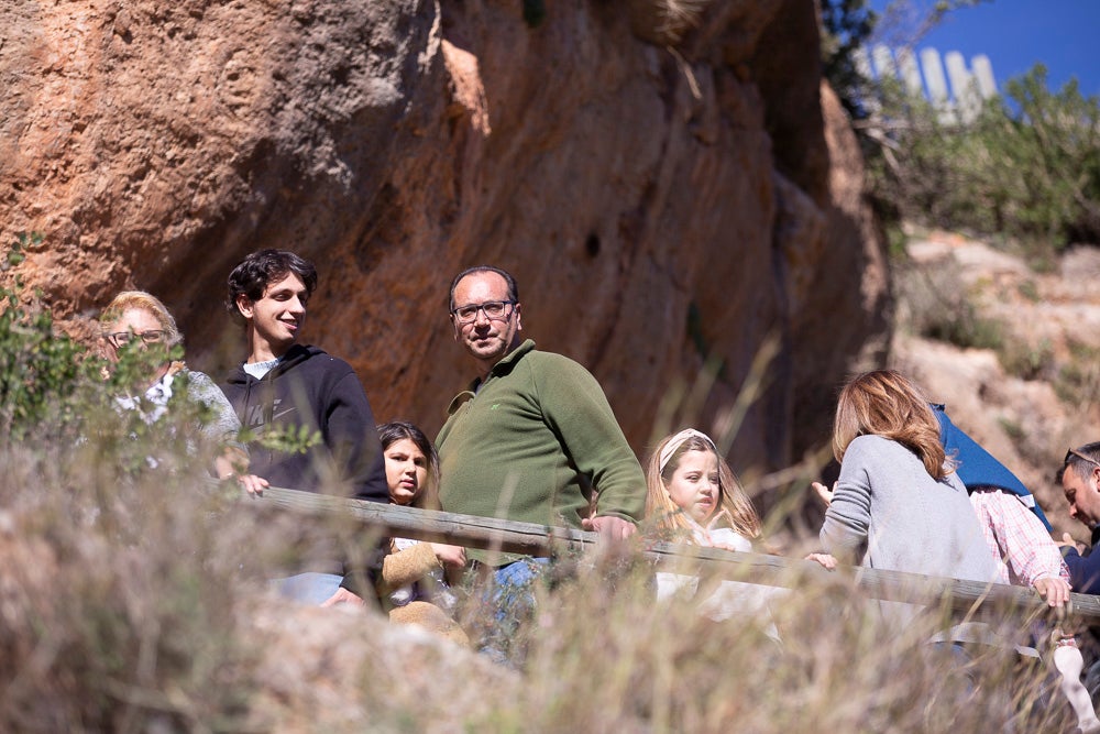 El anejo motrileño de Tablones ha vuelto a organizar su exitoso Belén Viviente, que el municipio 'utiliza' como reclamo turístico