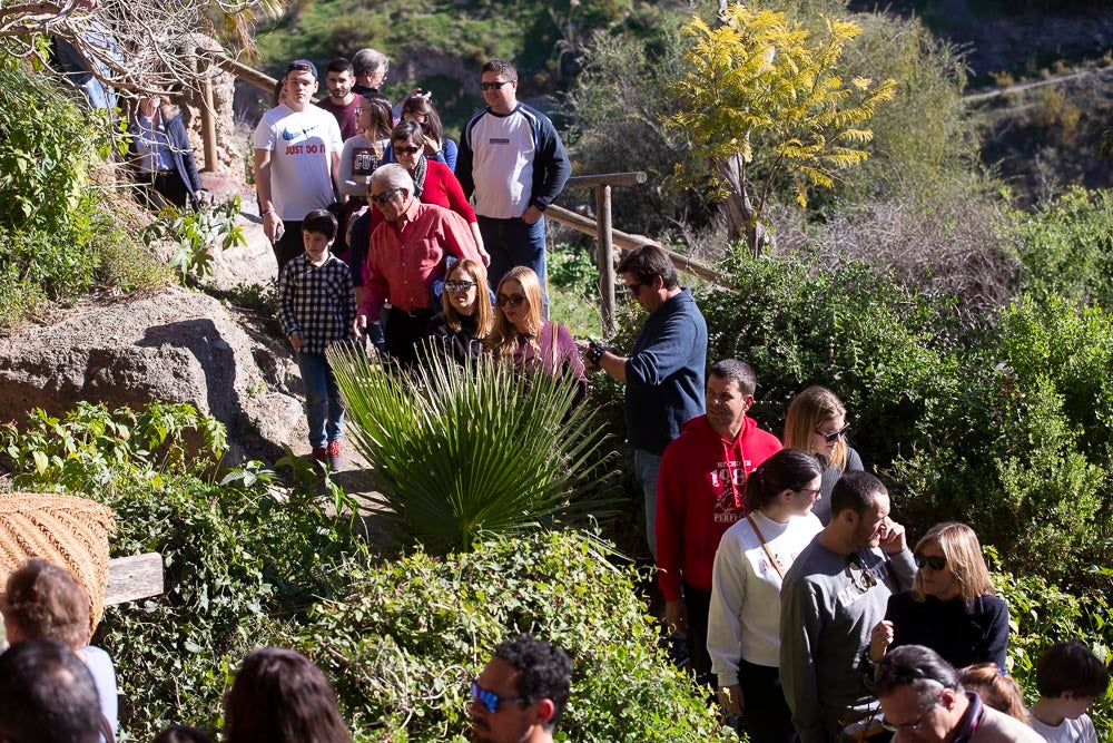 El anejo motrileño de Tablones ha vuelto a organizar su exitoso Belén Viviente, que el municipio 'utiliza' como reclamo turístico