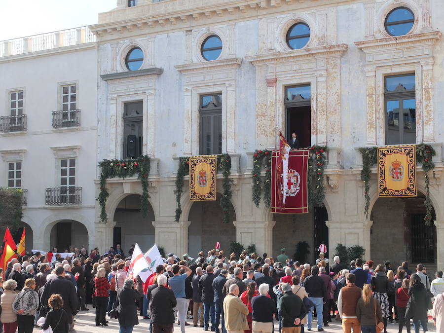 Tras 14 años, el acto que recuerda la reconquista de Almería pudo hacerse en la Casa Consistoria