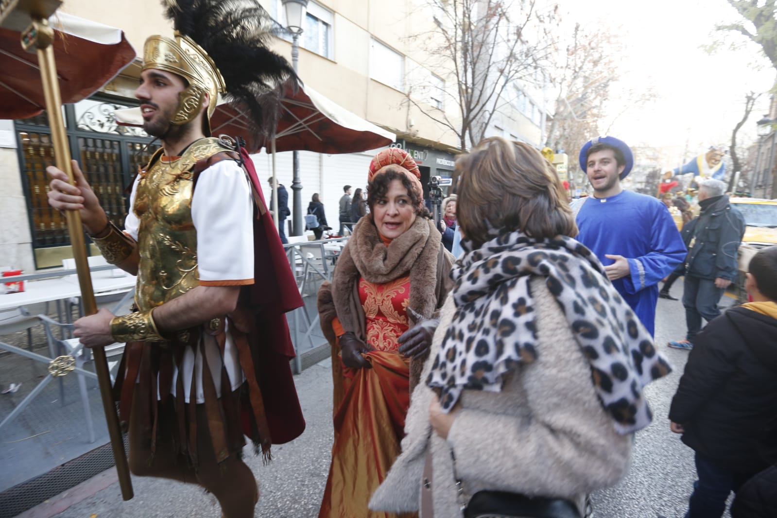 Desde los minutos previos al arranque hasta su llegada al Ayutamiento de Granada, aquí tienes todas las imágenes de la noche más mágica de la Navidad