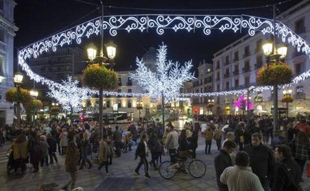 El alumbrado del centro de Granada.