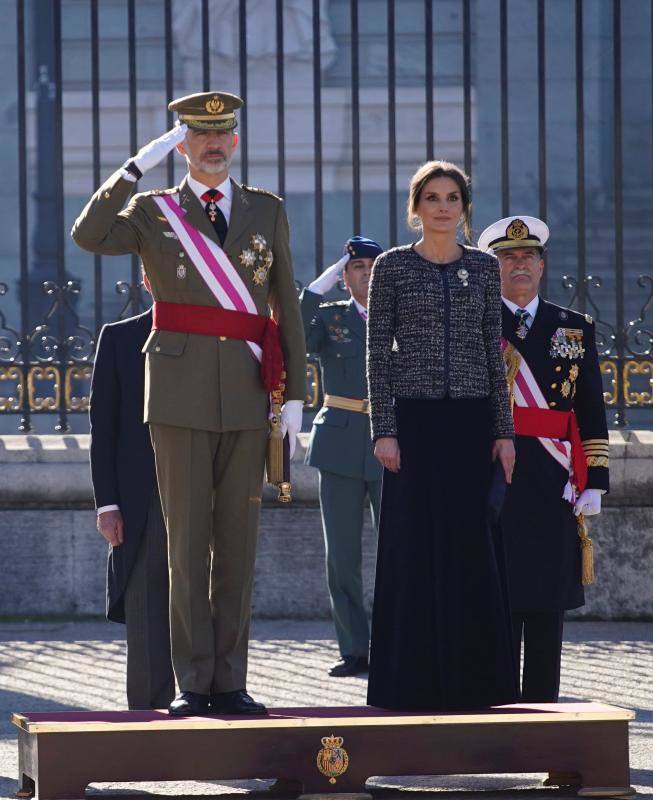 Los Reyes de España, Felipe VI y doña Letizia, presidieron la tradicional Pascua Militar junto a los ministros de Defensa y del Interior, Margarita Robles y Fernando Grande-Marlaska