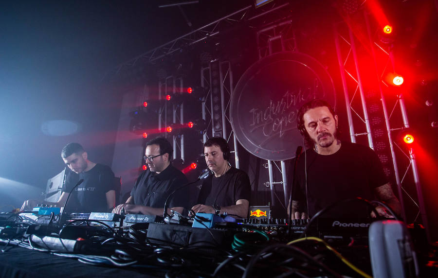 El conjunto formado por Oscar Mulero, Reeko y Exium logró cortal el cartel de no hay billetes