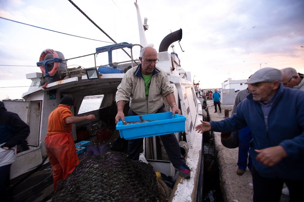 El pescado motrileño va a las pescaderías y a la hostelería, aunque los hosteleros no suelen ir a comprar directamente, sino que declinan esa tarea en los distribuidores