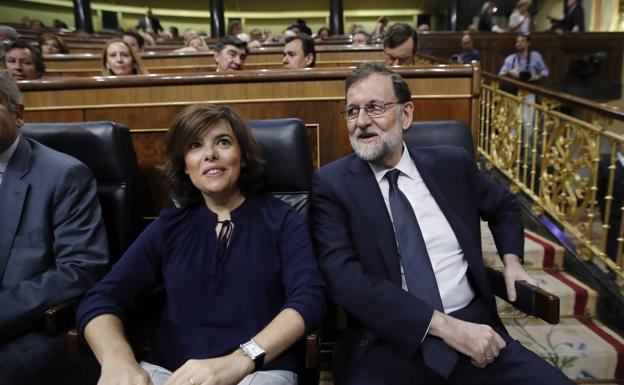 Rajoy, Casado y Santamaría acudirán el viernes a la toma de posesión de Moreno como presidente de la Junta