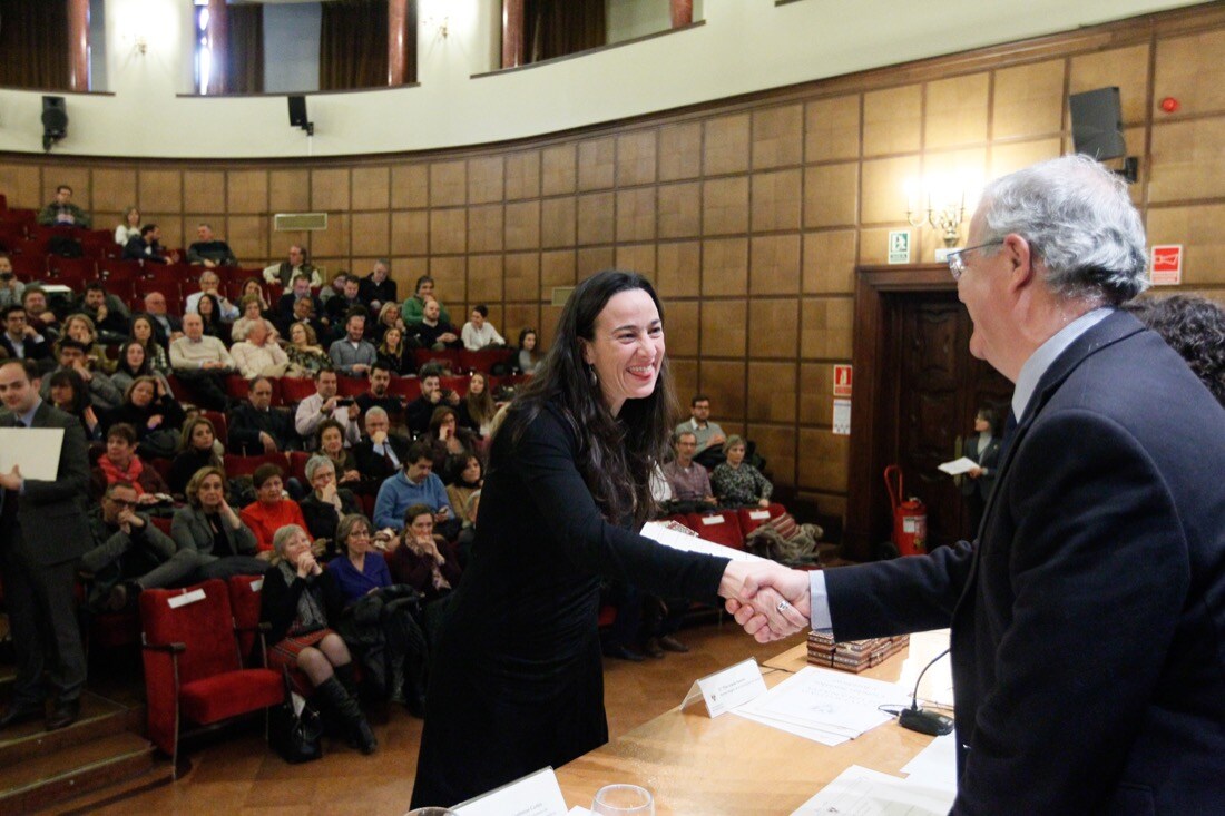 La UGR entrega los premios extraordinarios de doctorado a 36 hombres y mujeres que ahora trabajan en universidades de España y el extranjero