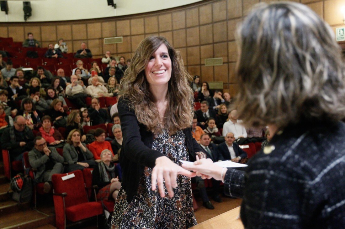 La UGR entrega los premios extraordinarios de doctorado a 36 hombres y mujeres que ahora trabajan en universidades de España y el extranjero