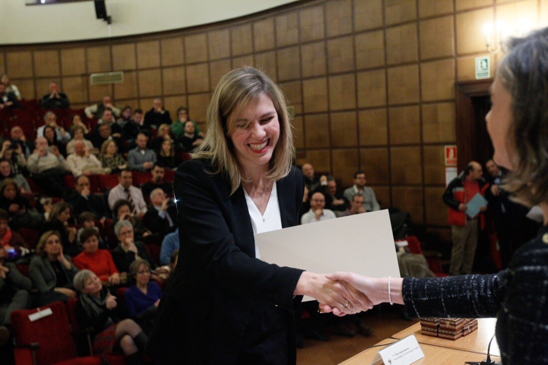 La UGR entrega los premios extraordinarios de doctorado a 36 hombres y mujeres que ahora trabajan en universidades de España y el extranjero