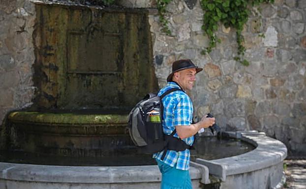 Fuente del parque Federico García Lorca, en Alfacar.