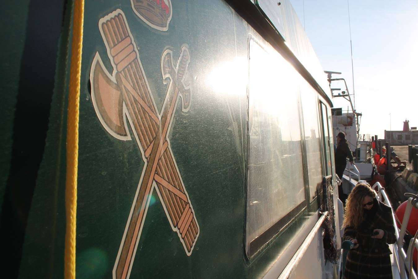 Junto a Salvamento Marítimo efectúa el primer test en Almería de un supuesto auxilio a un inmigrante caído al mar