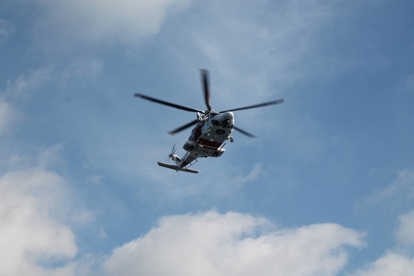 Junto a Salvamento Marítimo efectúa el primer test en Almería de un supuesto auxilio a un inmigrante caído al mar