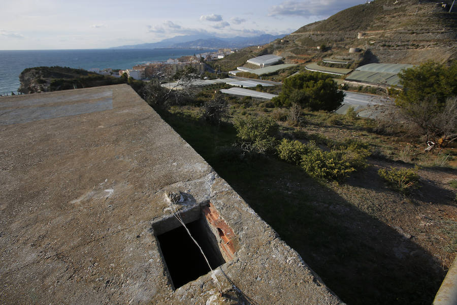 En la provincia hay contabilizados 102 expedientes con propuesta de sanción para los propietarios de pozos ilegales: 96 leves, cuatro menos graves y dos graves. Los graves conllevan sanciones que oscilan entre el medio millón de euros y el millón