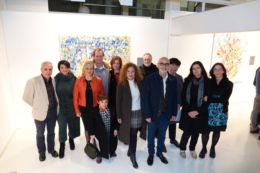 La Biblioteca de Andalucía acoge la exposición 'Palabras más allá del liezo', en la que tres pintores interpretan los textos de trece poetas andaluces de reconocido prestigio