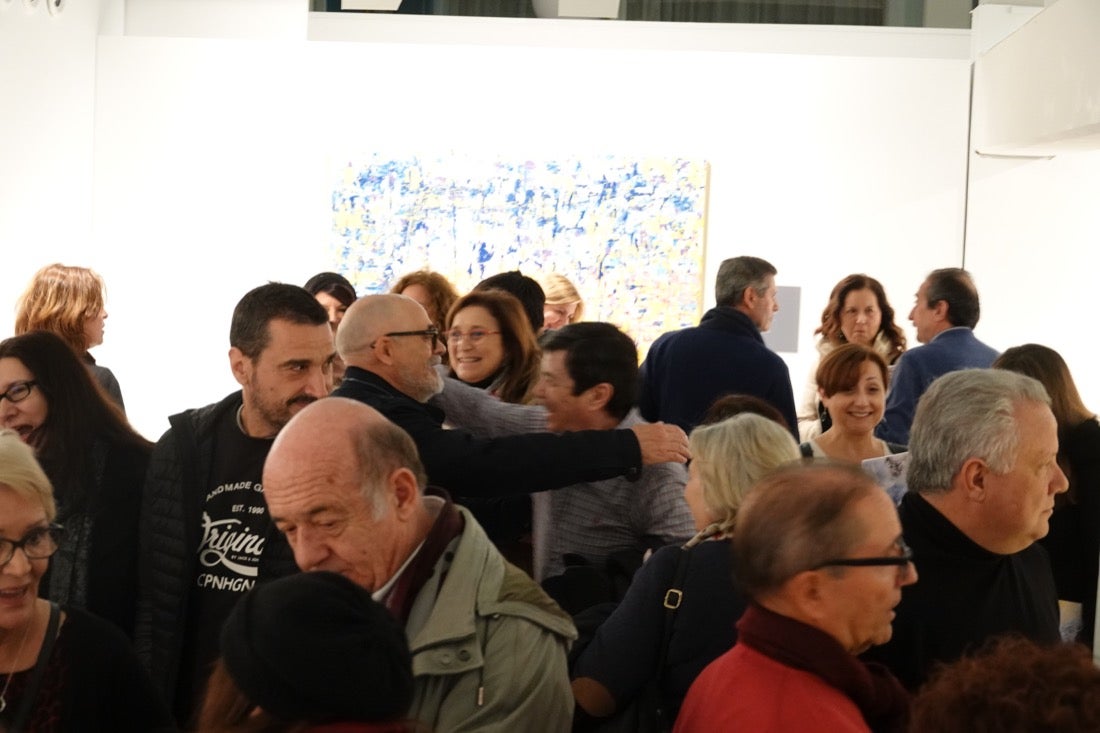 La Biblioteca de Andalucía acoge la exposición 'Palabras más allá del liezo', en la que tres pintores interpretan los textos de trece poetas andaluces de reconocido prestigio