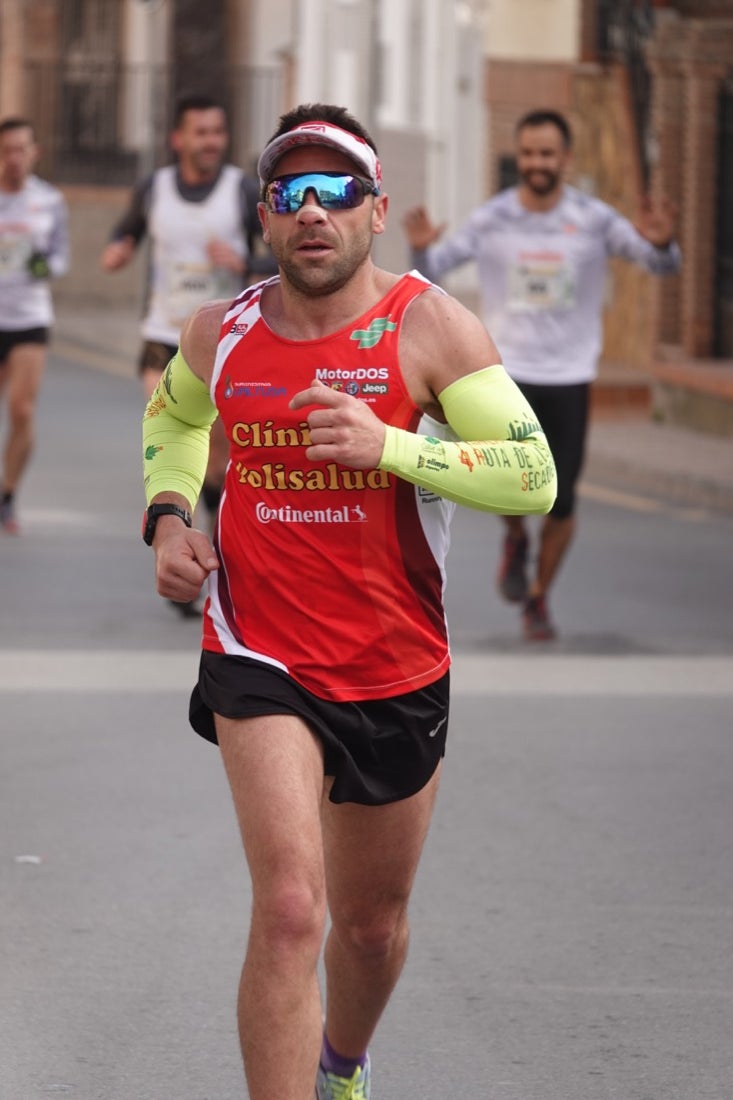 Un recorrido de 7 kilómetros en la categoría absoluta que transcurrió entre secaderos. Este año volvió a haber una categoría para senderistas de 5 kilómetros.