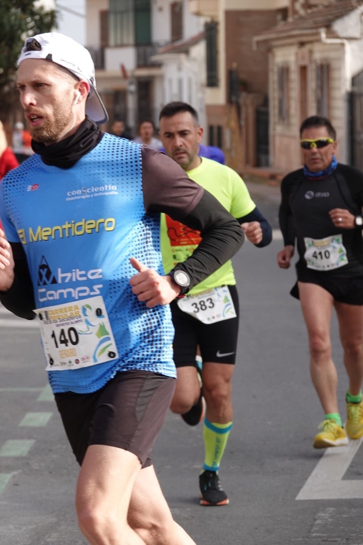 Un recorrido de 7 kilómetros en la categoría absoluta que transcurrió entre secaderos. Este año volvió a haber una categoría para senderistas de 5 kilómetros.