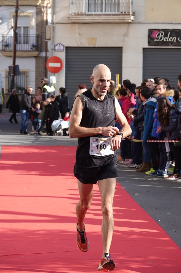 Un recorrido de 7 kilómetros en la categoría absoluta que transcurrió entre secaderos. Este año volvió a haber una categoría para senderistas de 5 kilómetros.