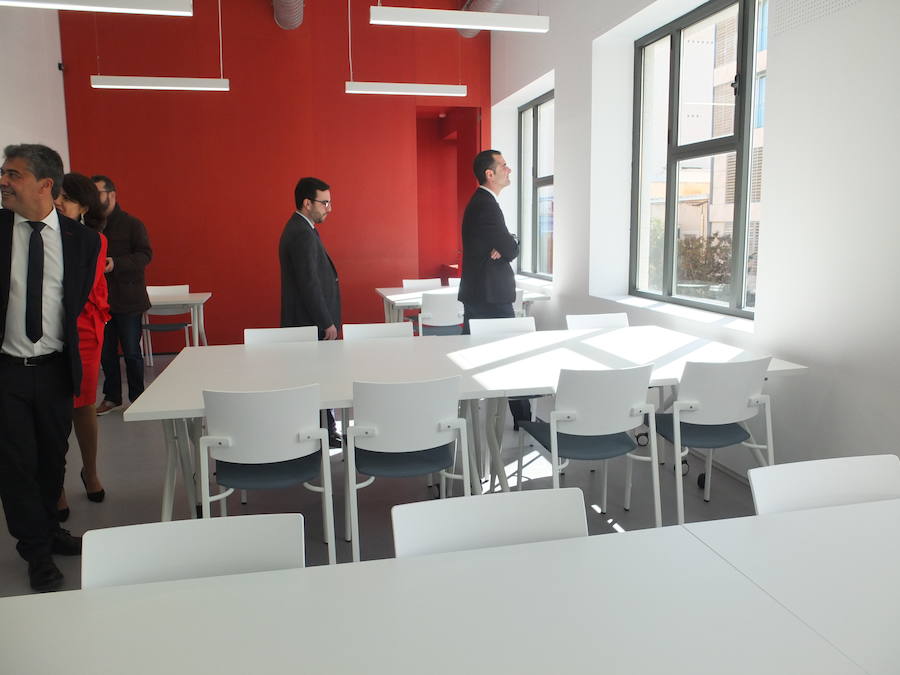 Aún no hay fechas para la apertura del resto de espacios de una dotación que prevé rejuvenecer la vida del centro al mismo tiempo que ofrece cultura