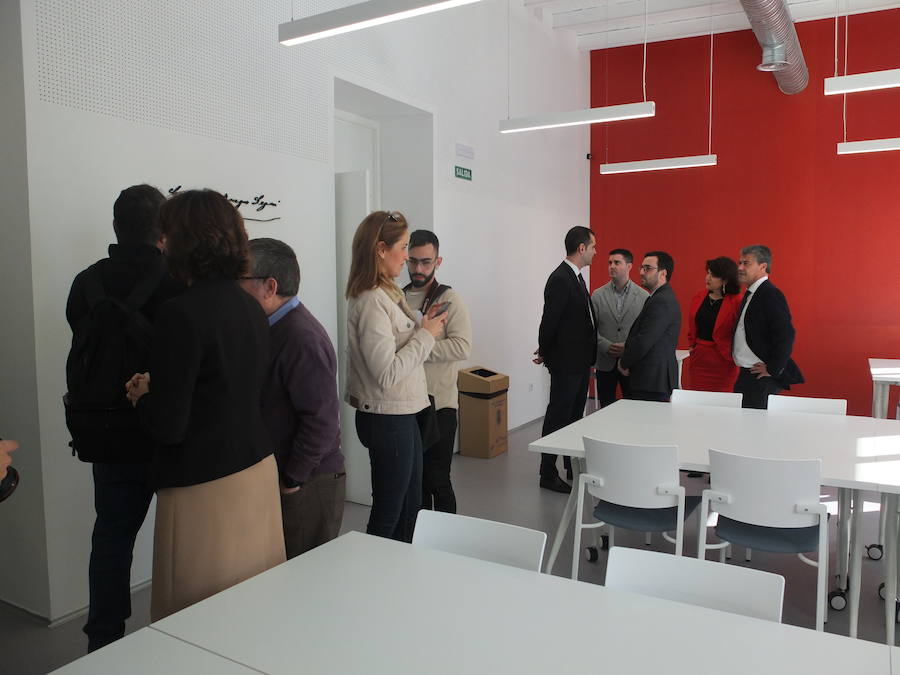 Aún no hay fechas para la apertura del resto de espacios de una dotación que prevé rejuvenecer la vida del centro al mismo tiempo que ofrece cultura