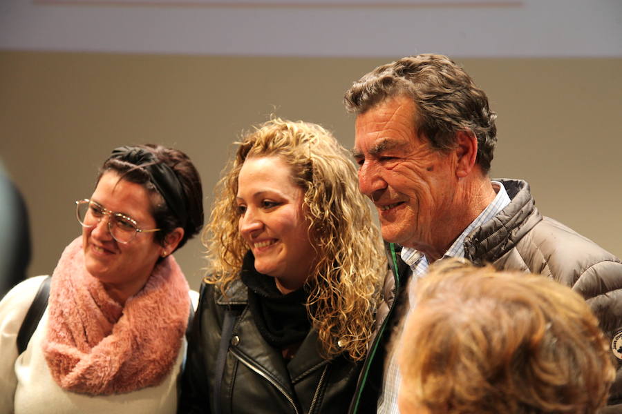 Emilio Calatayud ofreció ayer una conferencia en el Auditorio organizada por la Escuela de Padres de IDEAL