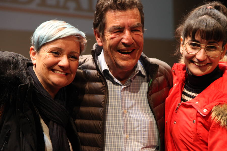 Emilio Calatayud ofreció ayer una conferencia en el Auditorio organizada por la Escuela de Padres de IDEAL