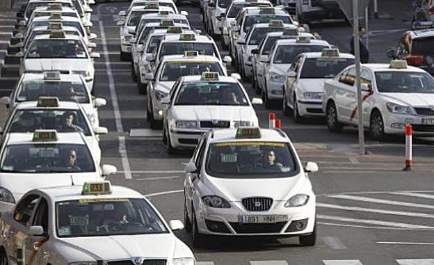 ¿Cuánto cuesta una licencia de taxi? ¿Y una de VTC?