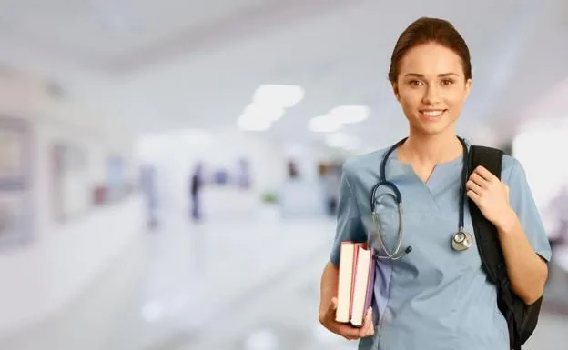 ¿Qué requisitos necesitas para ser auxiliar de enfermería?