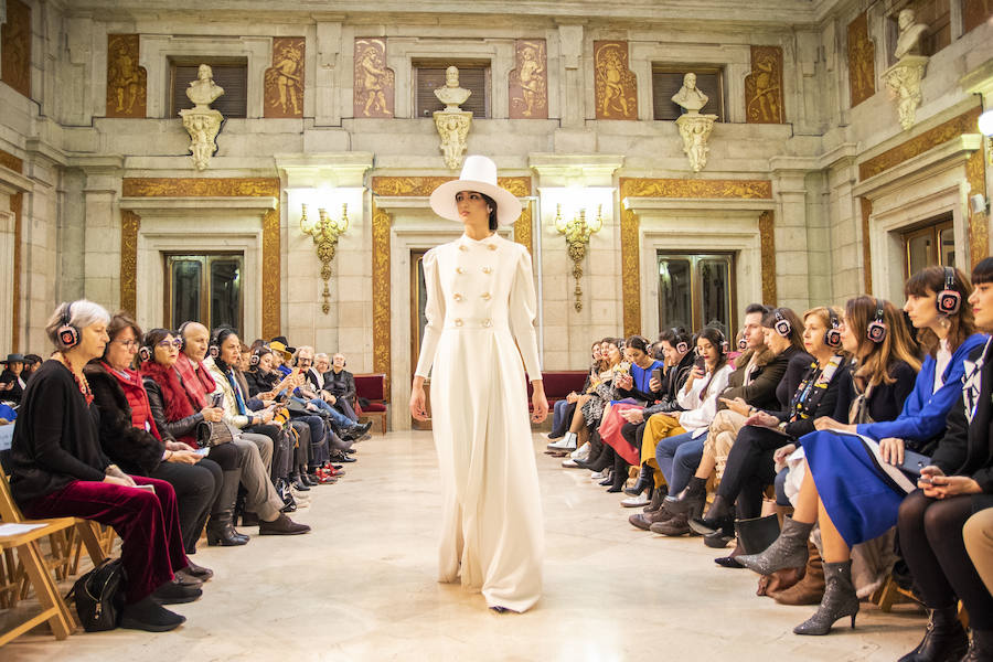 La diseñadora granadina ha presentado su nueva colecciónen la antigua sede del Ayuntamiento de Madrid