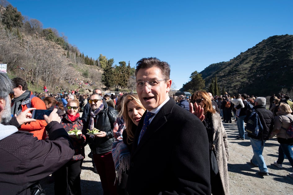 La celebración del patrón de Granada ha estado este año marcada por las alertas de nieve y frío de la Aemet