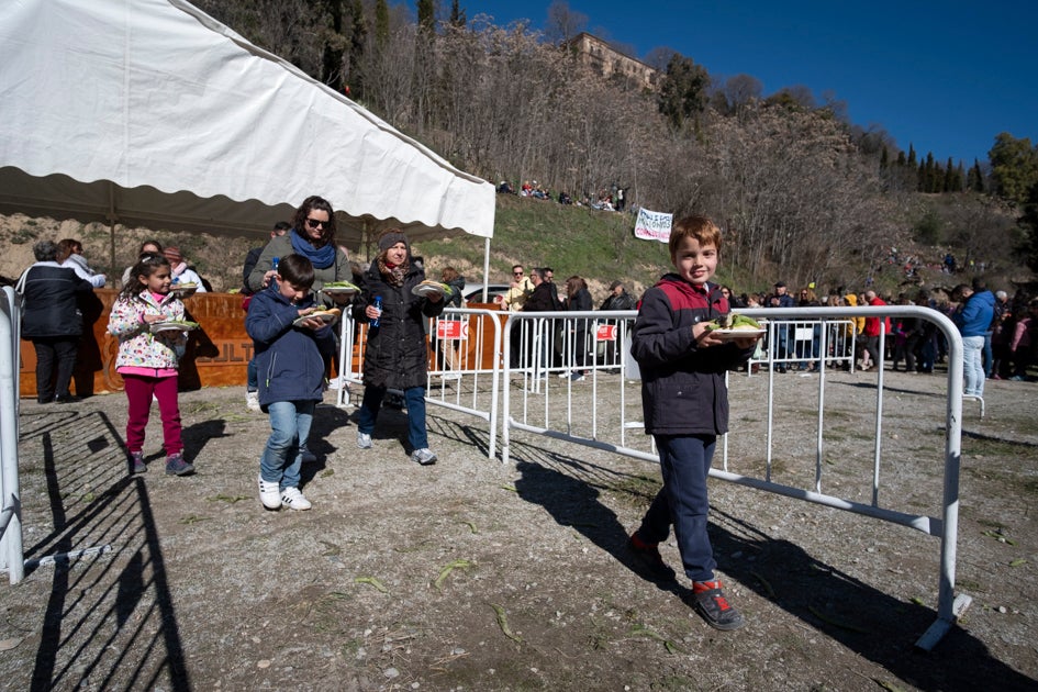 La celebración del patrón de Granada ha estado este año marcada por las alertas de nieve y frío de la Aemet