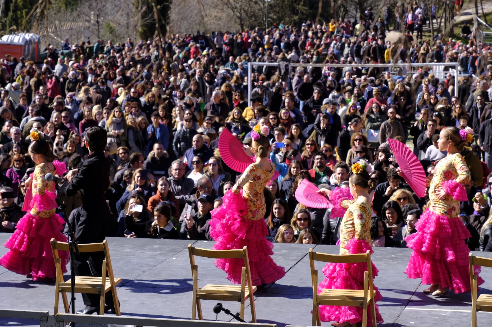 La celebración del patrón de Granada ha estado este año marcada por las alertas de nieve y frío de la Aemet