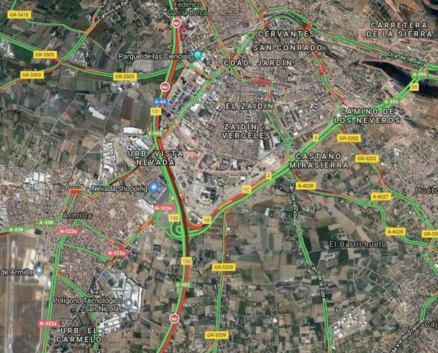 Tres alcances paralizan la Circunvalación de Granada: 10 kilómetros de atasco