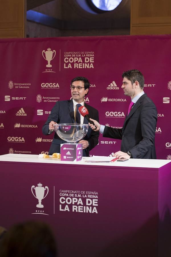 La final del torneo se jugará en el estadio de Los Cármenes de Granada el 11 de mayo y al trofeo aspiran Atlético de Madrid, Real Sociedad, Sevilla y Barcelona.