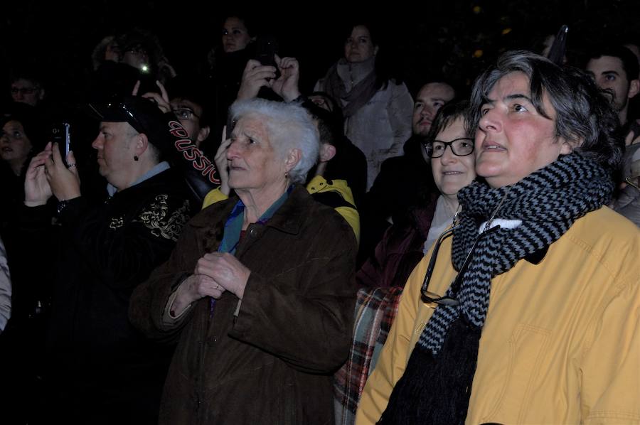 Cada vecino de este precioso pueblo del Valle de Lecrín guarda un lazo rojo bendecido y pasado por la imagen de San Blas para y en caso de enfermedad curar los males de garganta