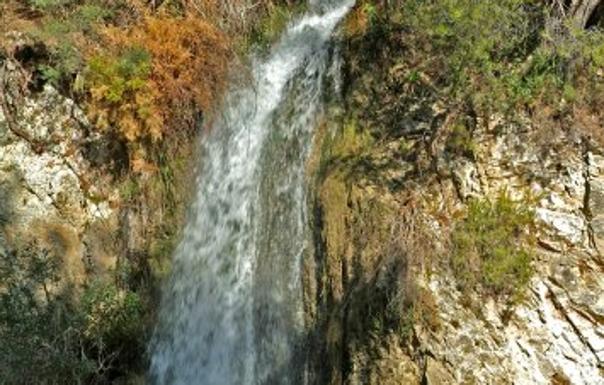 La desconocida ruta senderista repleta de miradores del río de la Toba en Los Guájares