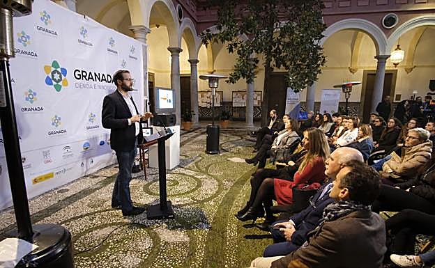 Imagen principal - La alimentación del futuro se cuece en Granada