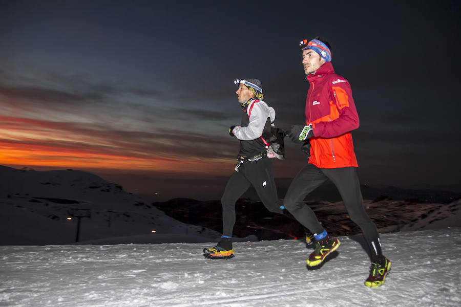 Jacob Gutiérrez arrasa en las cumbres de Sierra Nevada. El corredor de Dúrcal queda campeón de España de snow running por segundo año consecutivo y mejora su crono en catorce minutos