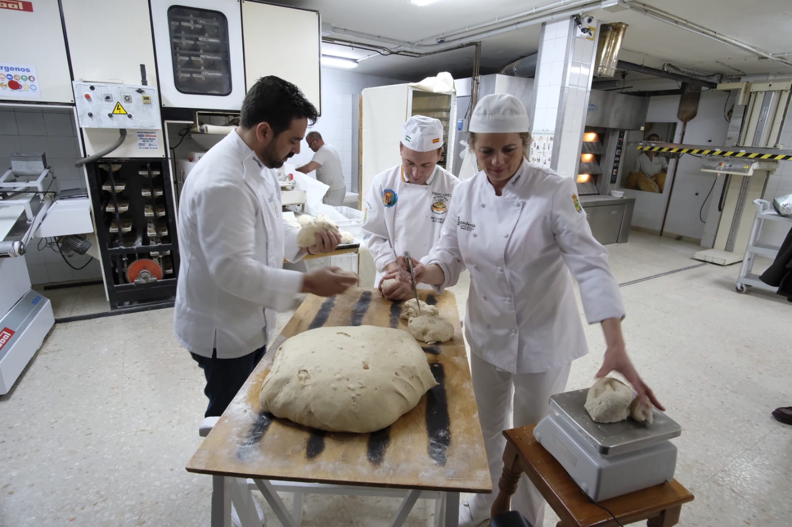 Este fin de semana se están celebrando en el municipio alpujarreño de Capileira las 'I Jornadas de pan artesano'