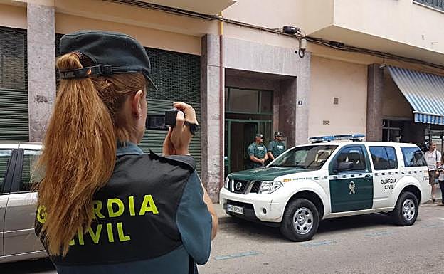 Detenido un joven con un arma detonadora en Utrera