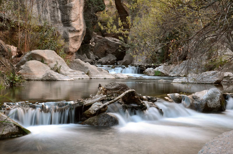 Pueblos blancos, castillos y fortalezas, parajes naturales y mucho más, a menos de dos horas de Granada capital