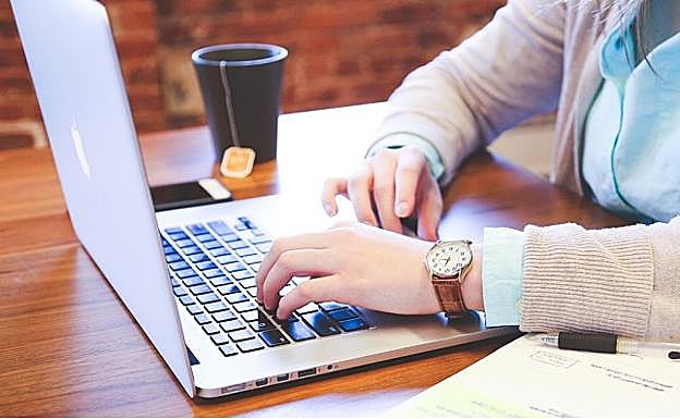 Las 5 carreras más demandadas tras Selectividad: estas son sus notas de corte