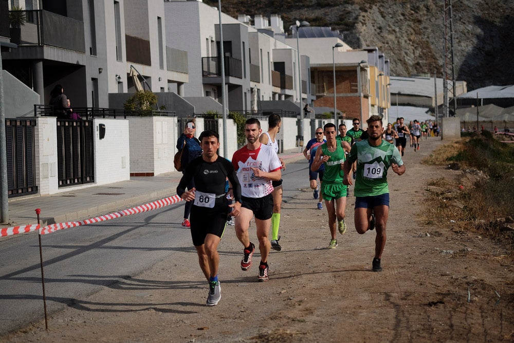 Desde la ELA de Carchuna-Calahonda apoyan las iniciativas que fomentan los hábitos de vida saludables y, como es en este caso, permiten realizar actividades deportivas en familia, permitiendo la participación de personas de todas la edades