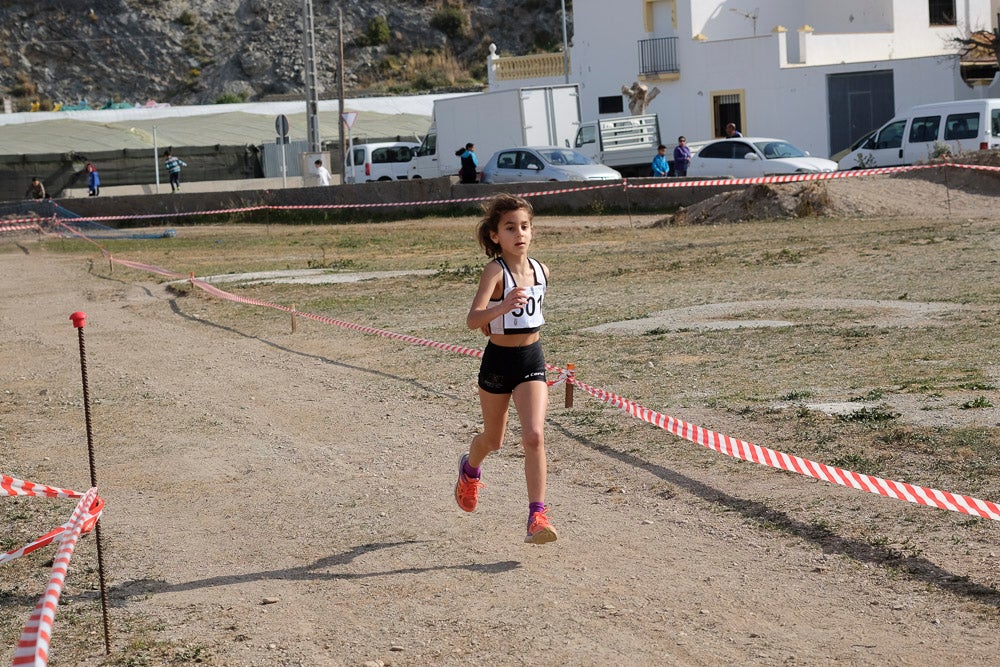 Desde la ELA de Carchuna-Calahonda apoyan las iniciativas que fomentan los hábitos de vida saludables y, como es en este caso, permiten realizar actividades deportivas en familia, permitiendo la participación de personas de todas la edades