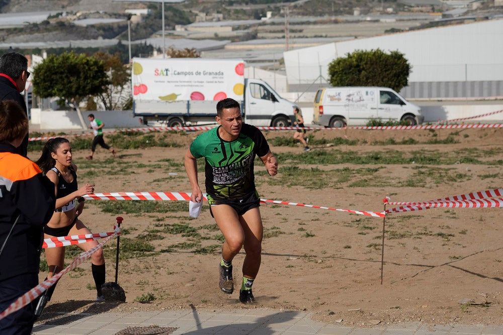 Desde la ELA de Carchuna-Calahonda apoyan las iniciativas que fomentan los hábitos de vida saludables y, como es en este caso, permiten realizar actividades deportivas en familia, permitiendo la participación de personas de todas la edades