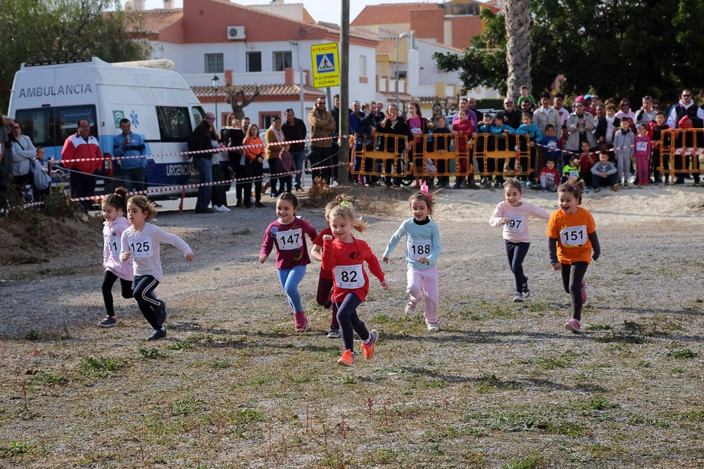 Desde la ELA de Carchuna-Calahonda apoyan las iniciativas que fomentan los hábitos de vida saludables y, como es en este caso, permiten realizar actividades deportivas en familia, permitiendo la participación de personas de todas la edades