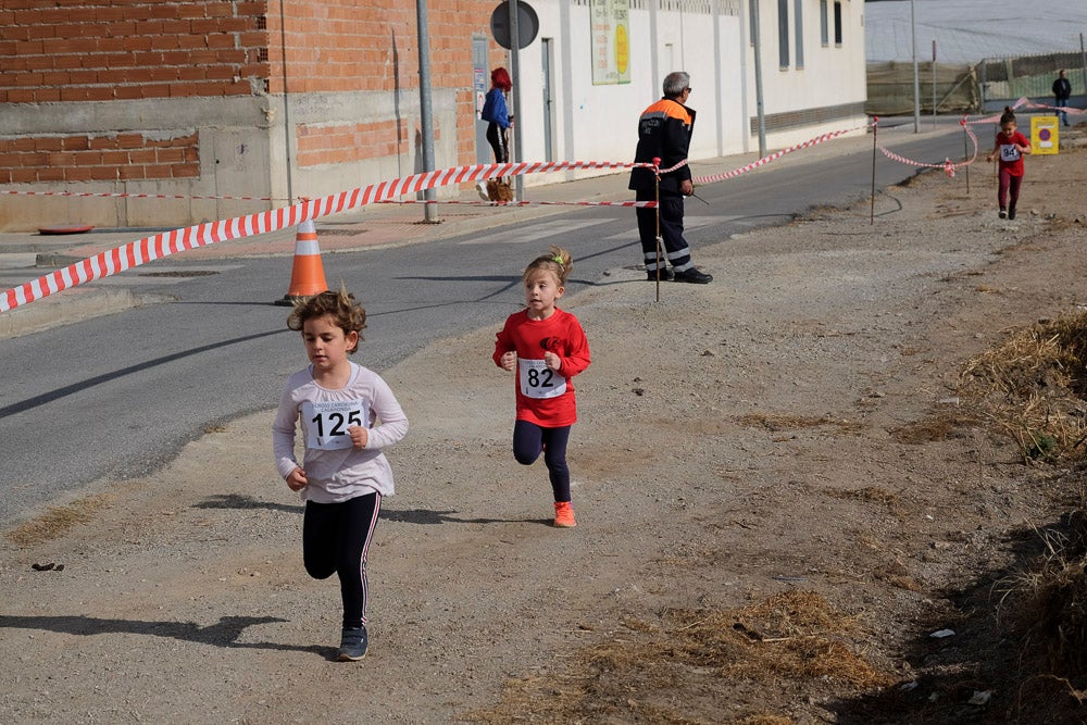 Desde la ELA de Carchuna-Calahonda apoyan las iniciativas que fomentan los hábitos de vida saludables y, como es en este caso, permiten realizar actividades deportivas en familia, permitiendo la participación de personas de todas la edades
